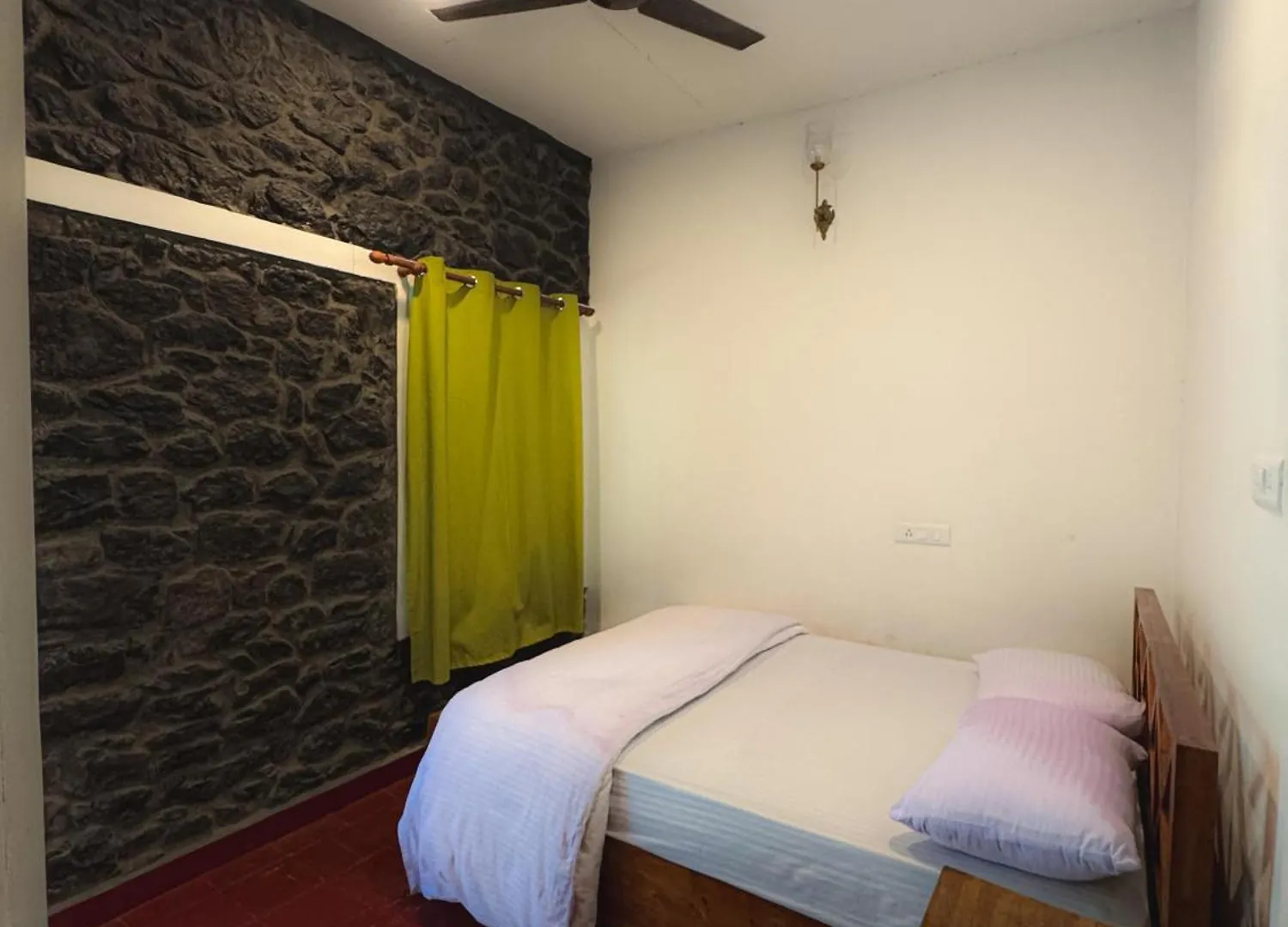 Stone Bungalow Vagamon