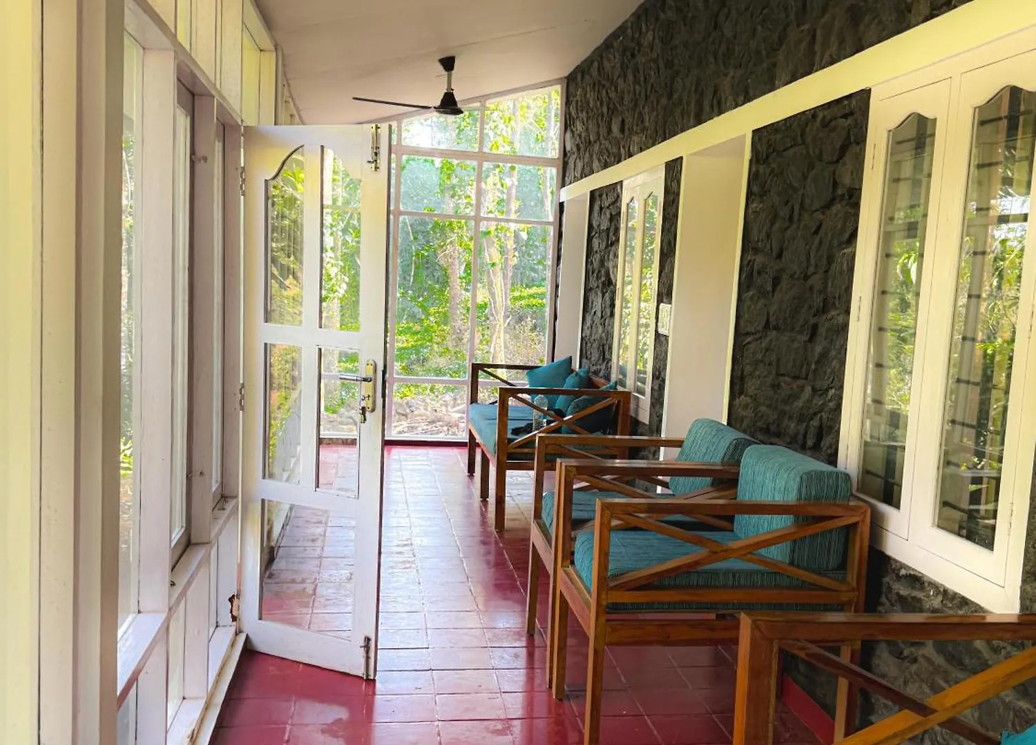 Stone Bungalow Vagamon